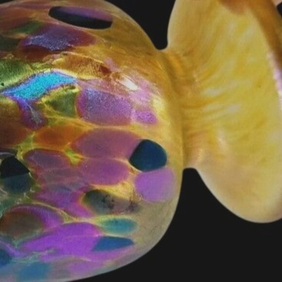 Very Small Robert Held Signed Iridescent Studio Art Glass Bud Vase - Picture 2 of 14